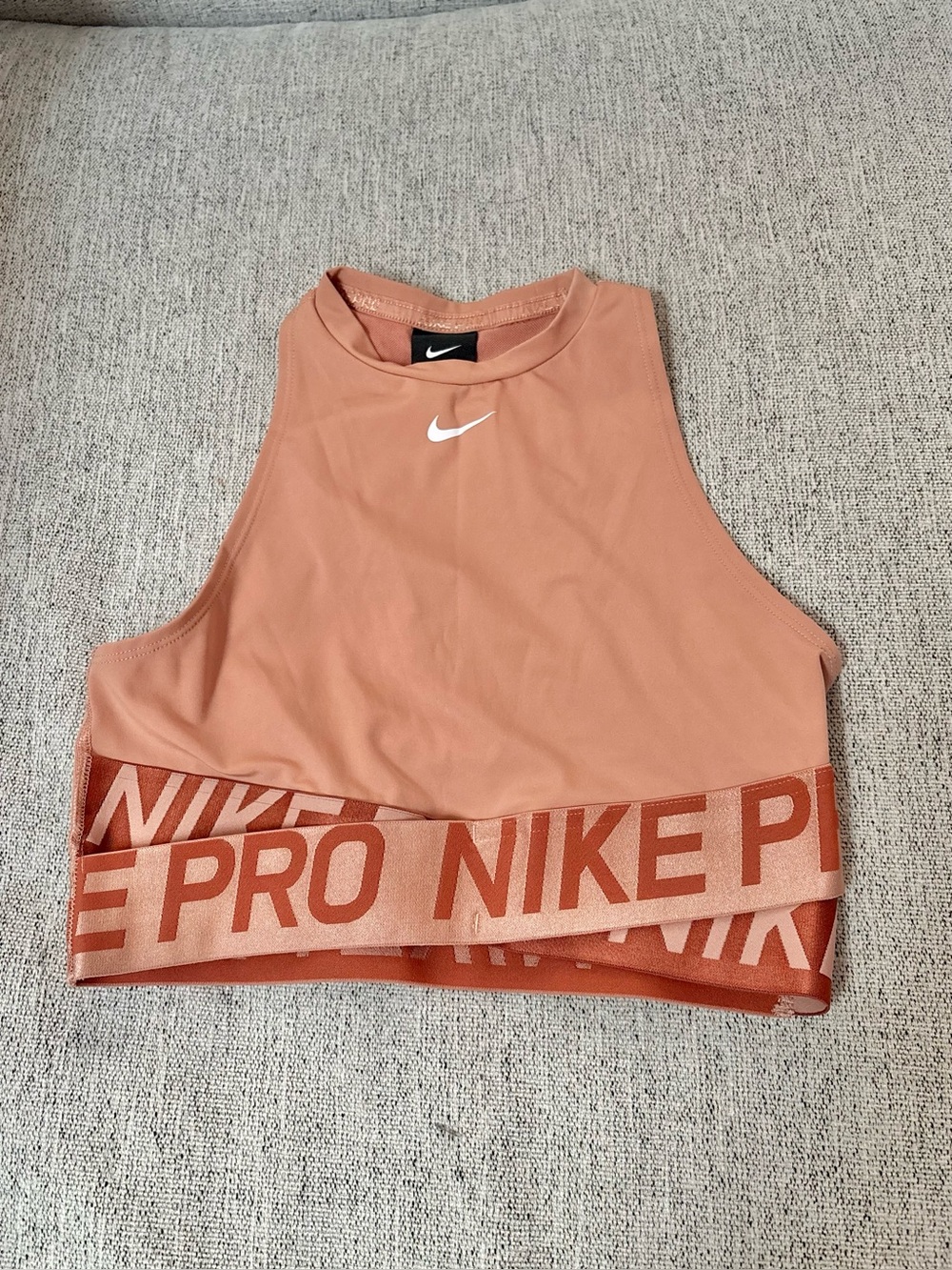 Nike Pro Nike Peach High-Neck Crop Top Sports bra